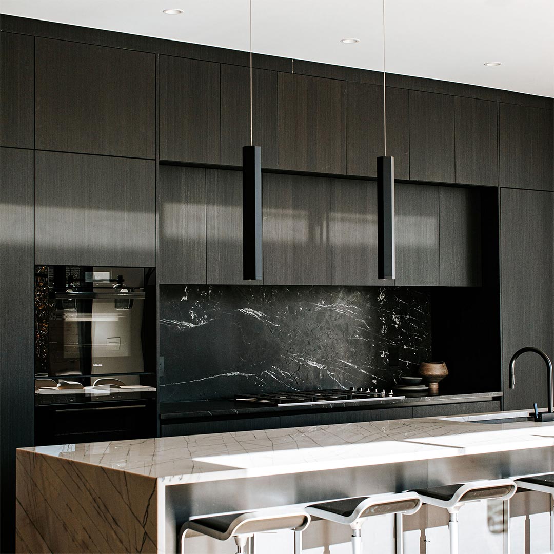 Guide to Countertops : Everything from Material to Edges + Thickness