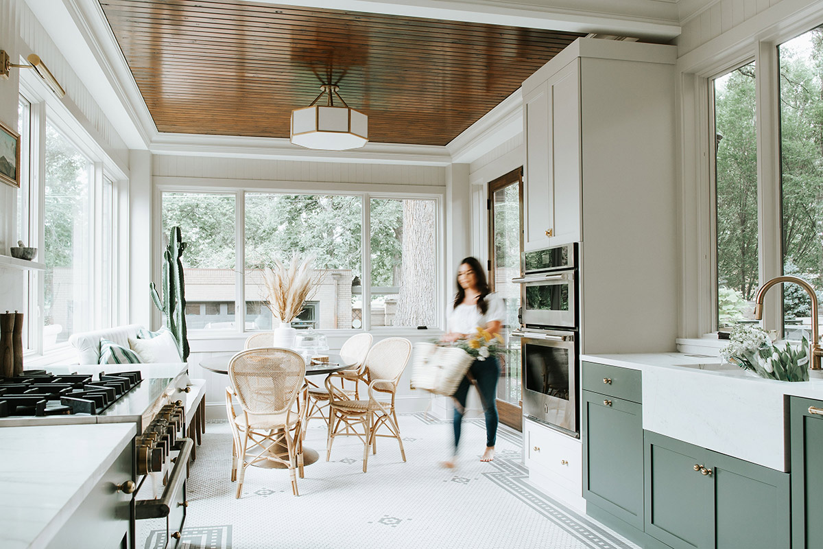Styling and decor of with kitchen flowers done by Jenny Murphy of J.Reiko Design + Co.