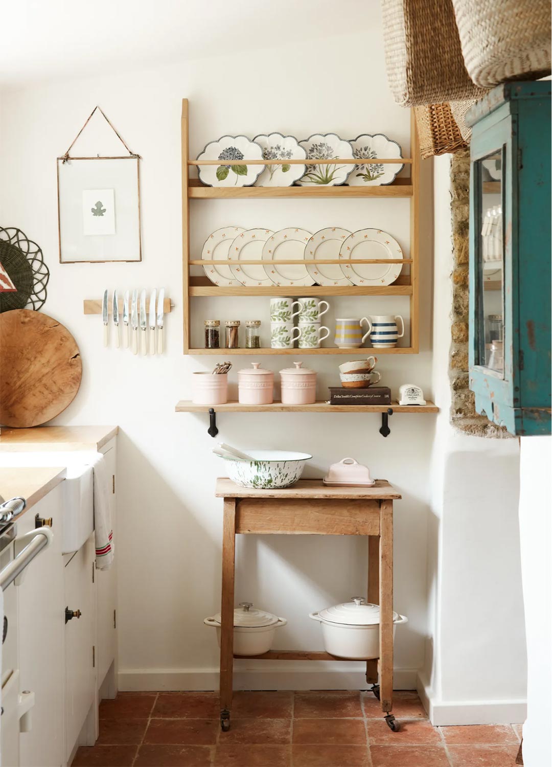 J. Reiko Design + Co - Bespoke English Kitchen - 11 Plate Racks in English Kitchen - Displaying Dinnerware with Timeless Charm